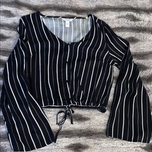 Black & white stripped top